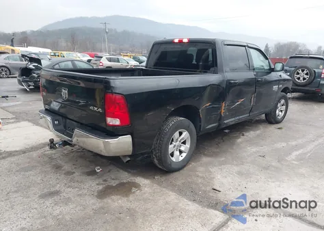 2021 Ram 1500 Classic Slt 4X4 6'4 Box z USA, uszkodzony, nr VIN 1C6RR7TT2MS516843